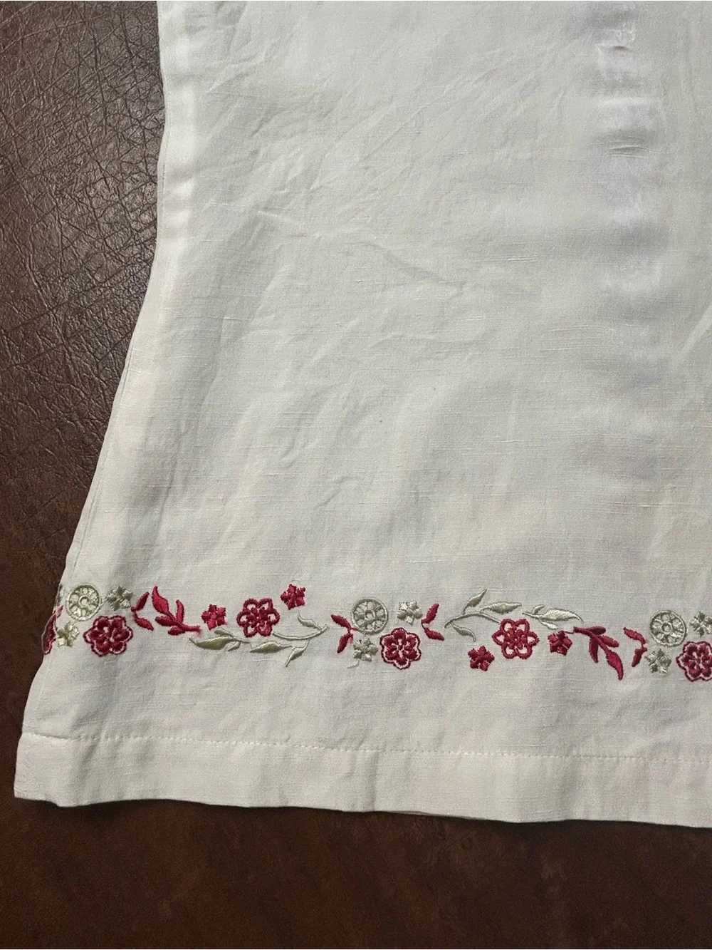 California Style Women’s Ivory Floral Silk Embroidered Bohemian Blouse SZ M EUC - Picture 10 of 12